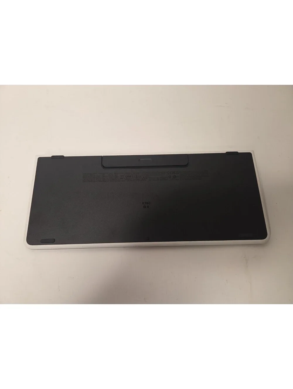 Logitech K780 Multi-Device Wireless Bluetooth Keyboard PC Phone Tablet w Dongle